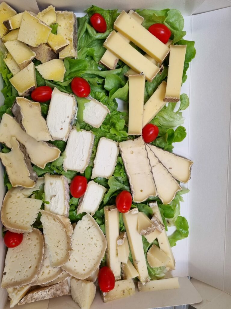 Au Marche De Loust Boucherie Ploermel Fromage 1
